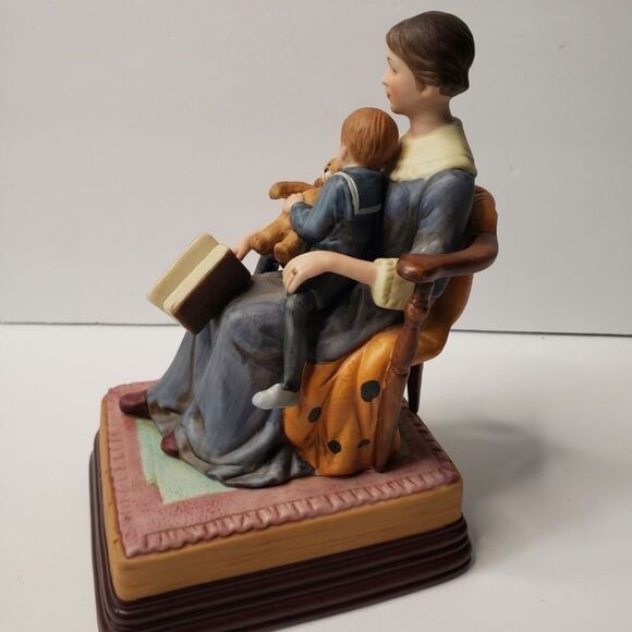 Norman Rockwell 1985 Music Box "Bed Time" - Picture 4 of 8